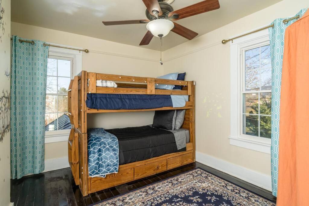 Dog And Family Friendly 4Br W Wifi And Fenced Yard By Zen Living Short Term Rental Luray Dış mekan fotoğraf